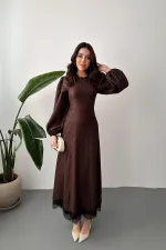 Toptan Kahverengi Kabartmalı Dantel Detaylı Kemerli Uzun Elbise