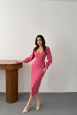 Robe fuchsia à col large en gros