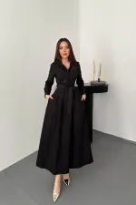 Robe en popeline noire boutonnée en gros