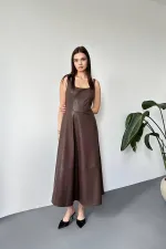Robe en cuir marron à bretelles en gros