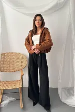 Veste courte à capuche camel en gros