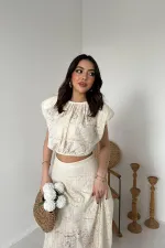 Toptan Ekru Dantelli Bluz Ve Etek Takım