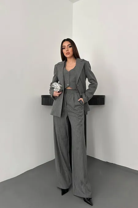 Ensemble veste, gilet et pantalon rayés gris en gros