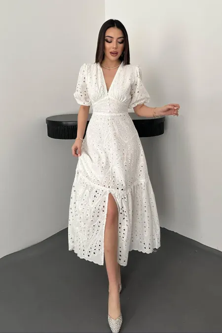 Toptan Beyaz Büzgü Detaylı Dantelli Brode Elbise