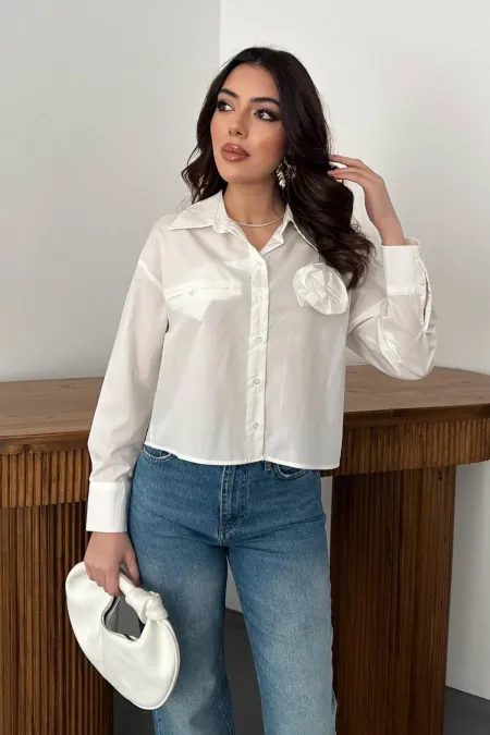 Chemise en popeline blanche avec poche fléchée, vente en gros