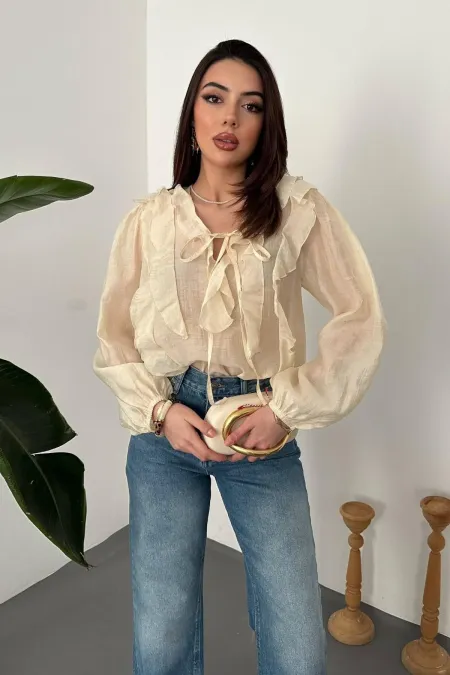 Blouse beige à volants en gros