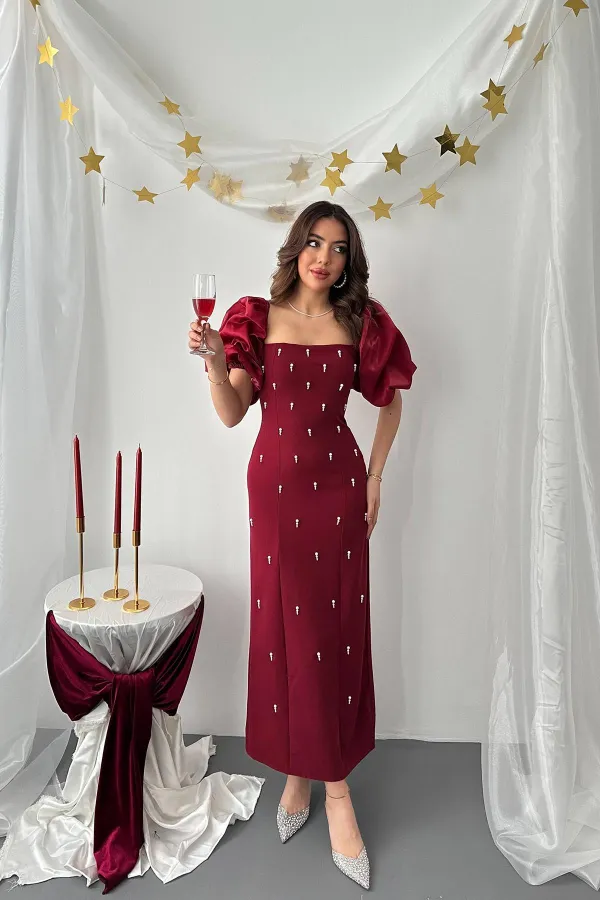 Robe bordeaux à manches brodées en gros