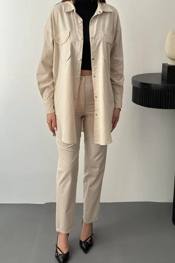 Ensemble chemise beige et pantalon à pression en gros