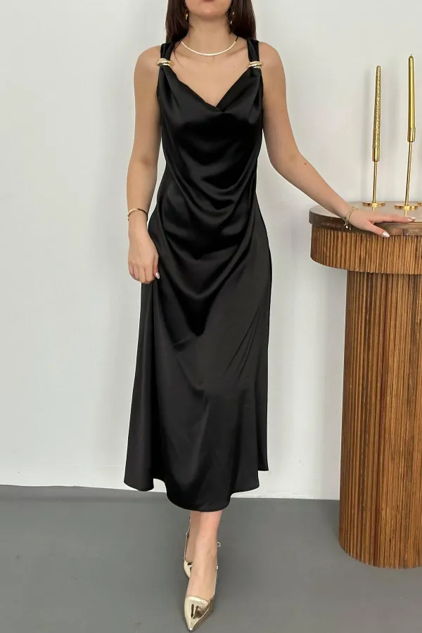 Toptan Siyah Saten Degaje Yaka Omuzlar Tokalı Elbise