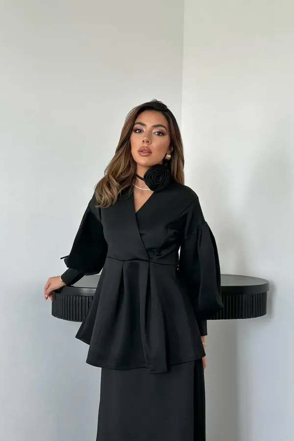 Toptan Siyah Gül Detaylı Takım