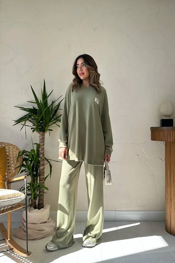 Ensemble pull et pantalon en velours côtelé classique Mint en gros