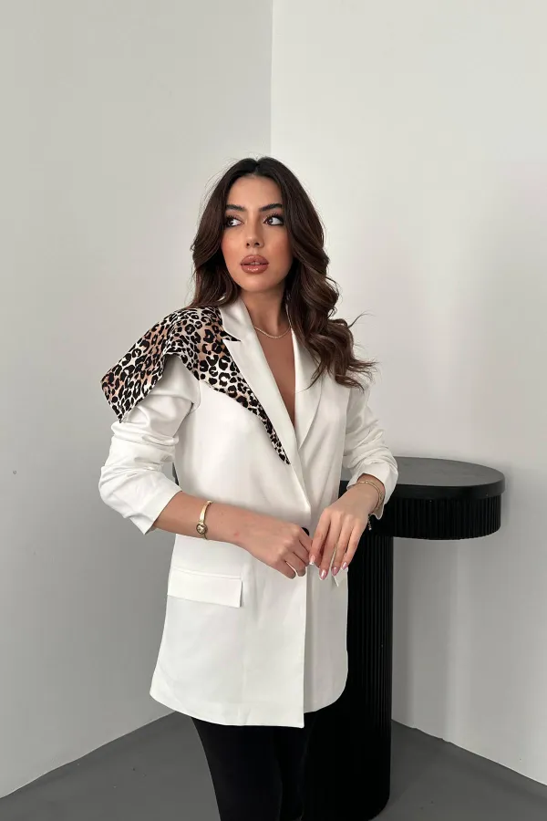 Veste Atlas écrue à manches froncées en gros