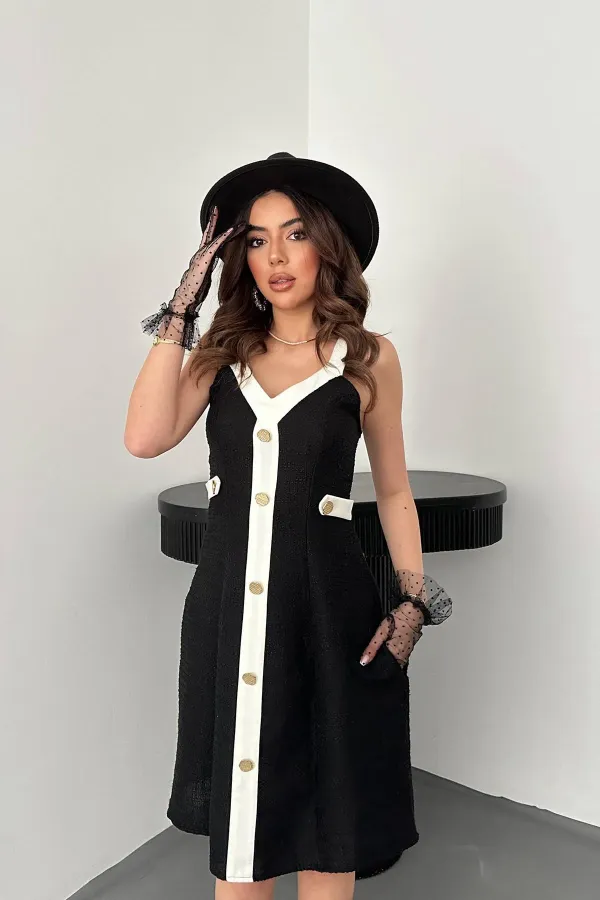 Robe à bretelles brodée noire écrue en gros