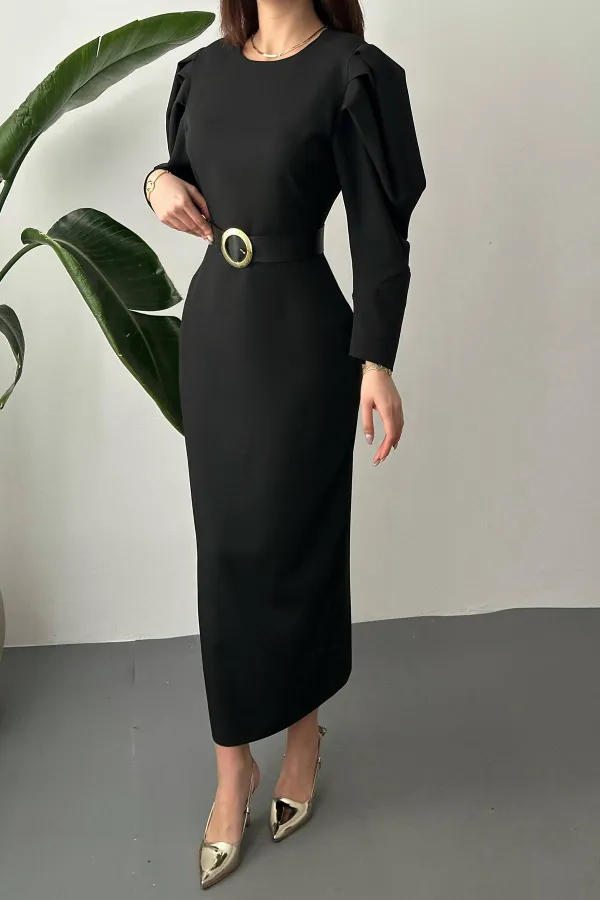 Toptan Siyah Kol Tepesi Pileli Kemerli Elbise