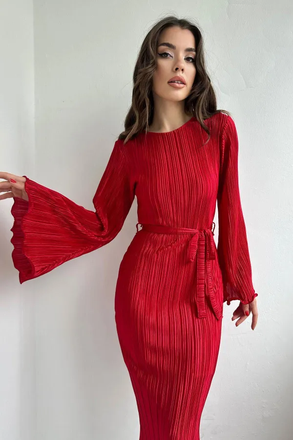 Robe plissée rouge à manches espagnoles en gros
