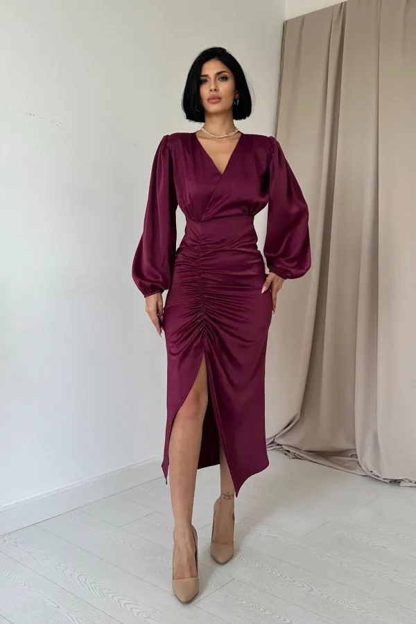 Robe en satin violet à col en V en gros