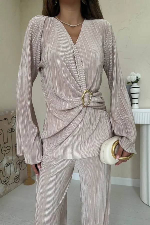 Toptan Bej Toka Detaylı Pilise Takım