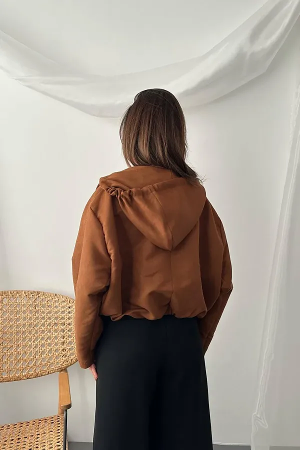 Veste courte à capuche camel en gros