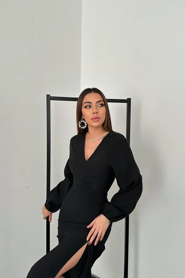 Robe en crêpe froncée noire en gros