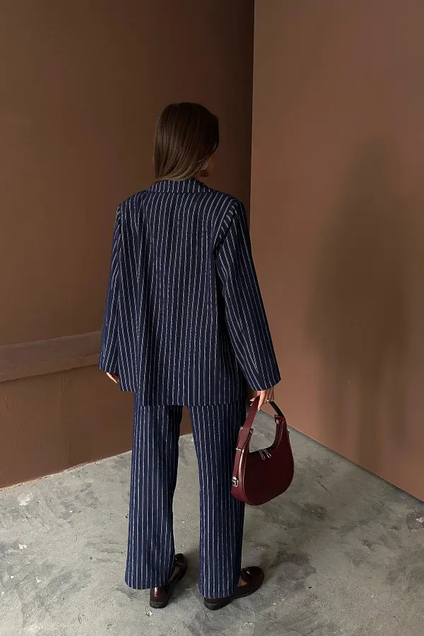 Toptan Lacivert Çizgili Ceket Ve Pantolon Takım
