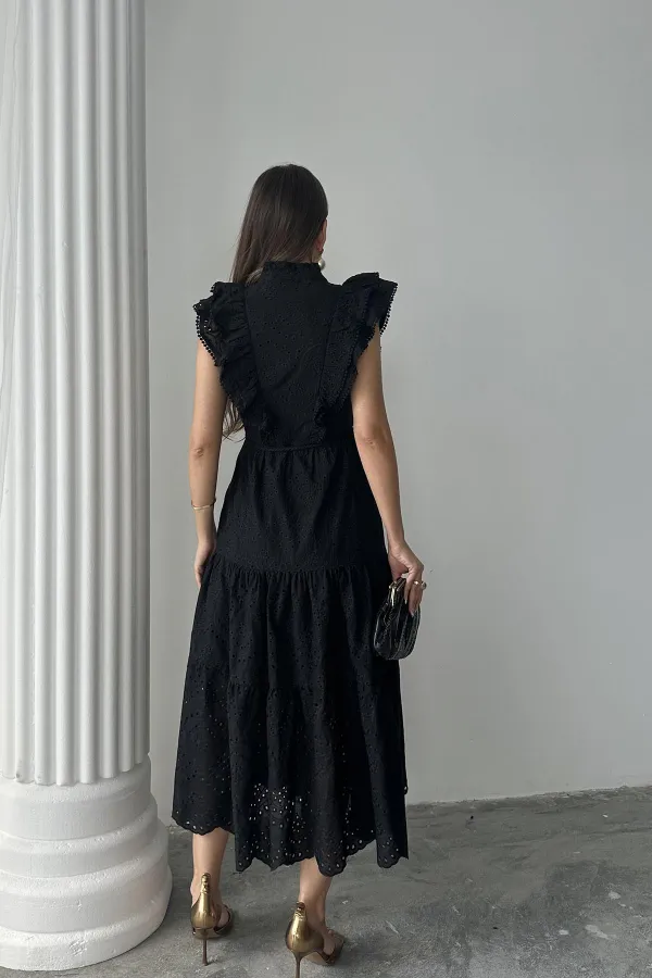 Robe boutonnée à volants noire en gros