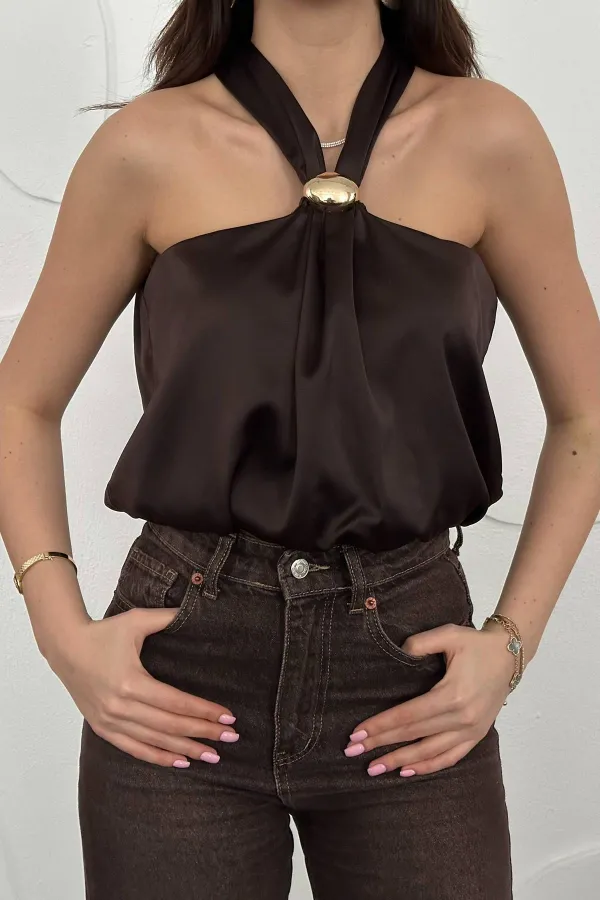 Toptan Kahverengi Toka Detaylı Bluz