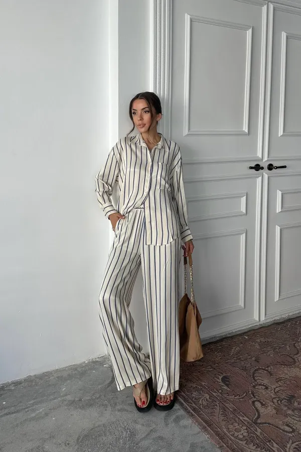 Toptan Mavi Çizgili Saten Takım