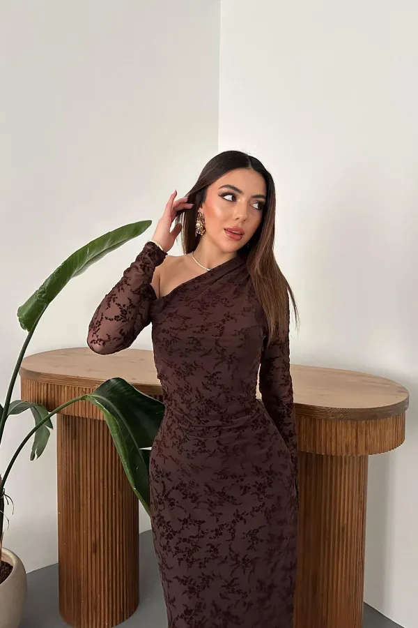 Robe transparente marron en gros