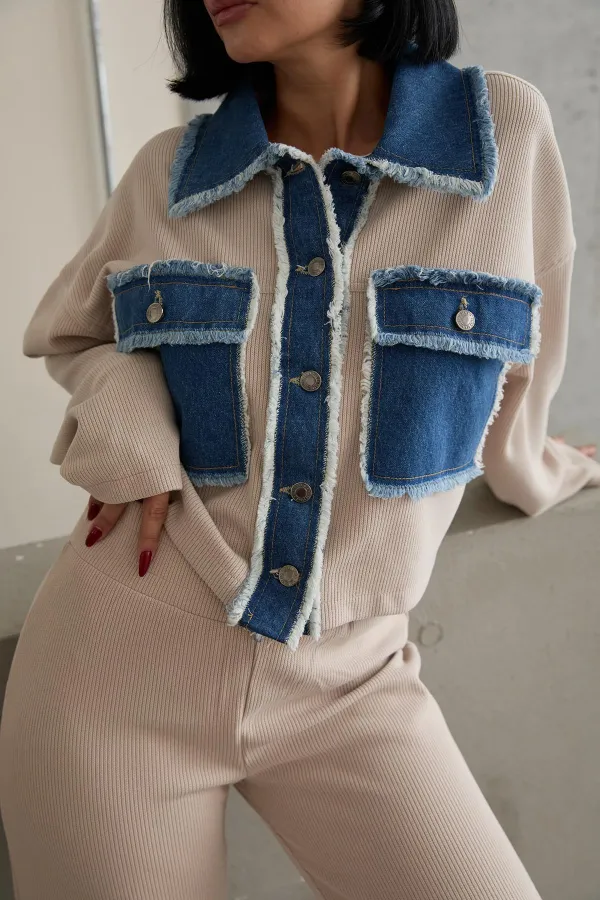 Ensemble chemise et pantalon garnis en denim beige en gros