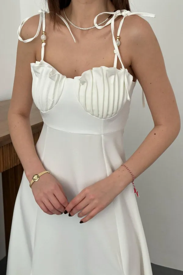 Toptan Beyaz Yırtmaçlı Göğüs Kuplu Atlas Elbise