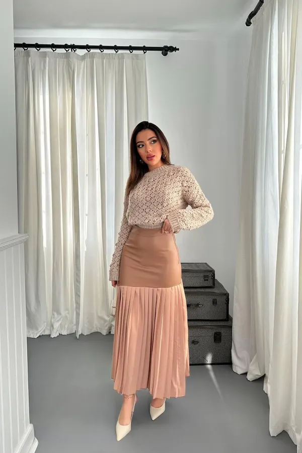 Jupe plissée en vison avec garniture en cuir en gros