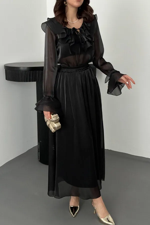 Toptan Siyah Fırfırlı Bluz Lastikli Etek Takım