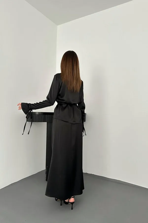 Toptan Siyah Biyeli Gömlek Ve Etek Takım