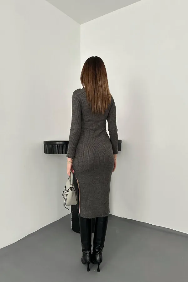 Toptan Antrasit Eteği Yırtmaçlı Triko Elbise