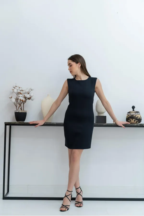 Toptan Siyah Sıfır Kol Mini Elbise