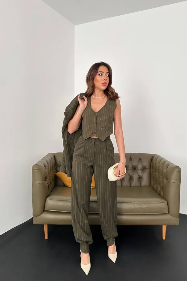 Ensemble trois pièces rayé kaki en gros