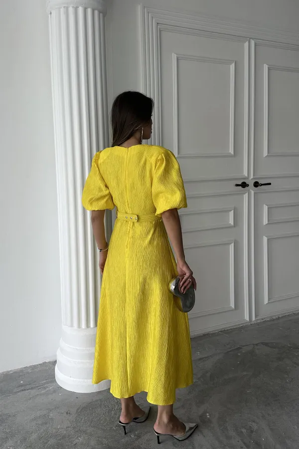 Toptan Sarı Işıltılı Kemerli Kruvaze Elbise