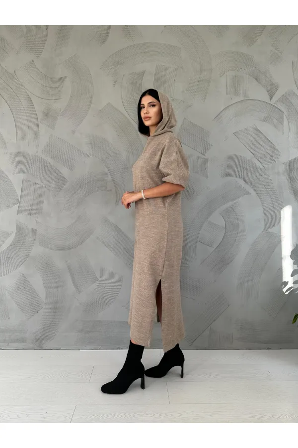 Robe à capuche beige en acrylique en gros