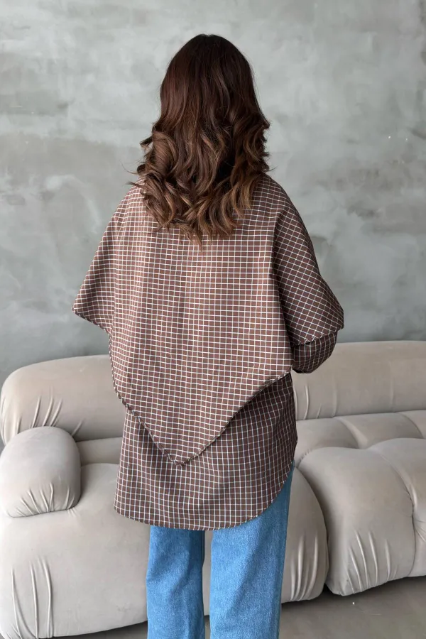 Chemises marron oversize en gros avec détail châle