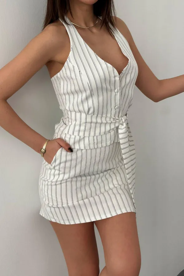 Toptan Beyaz Çizgili Yelek Ve Etek Takım