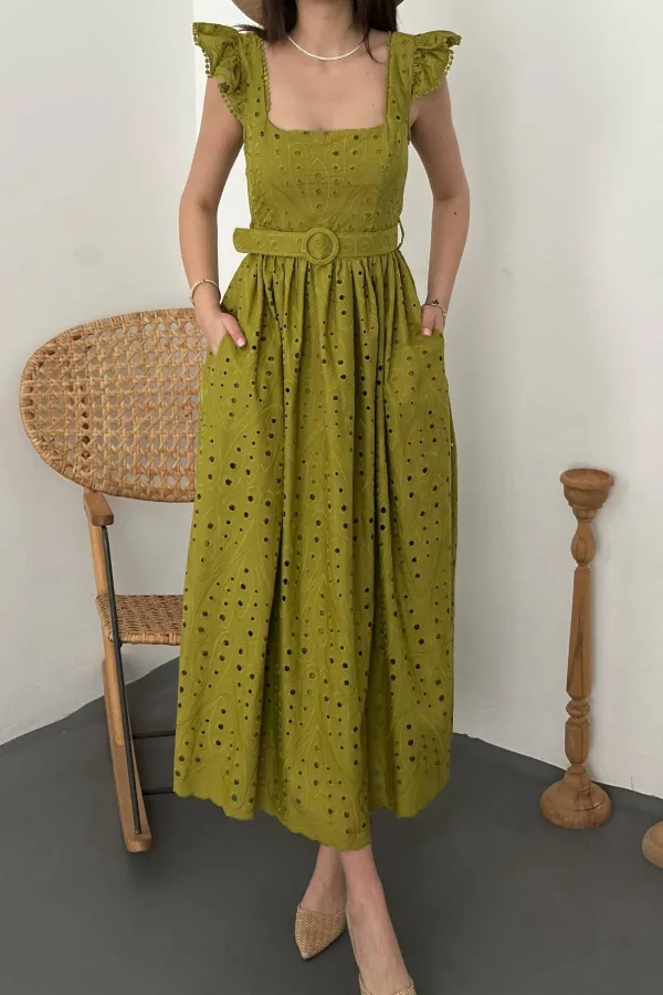 Toptan Fıstık Yeşili Dantelli Brode Elbise