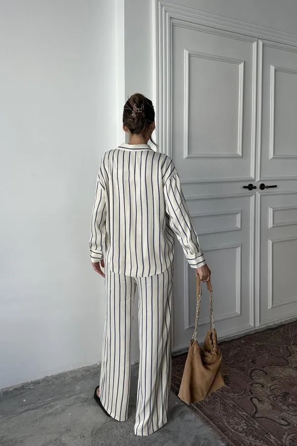 Toptan Mavi Çizgili Saten Takım