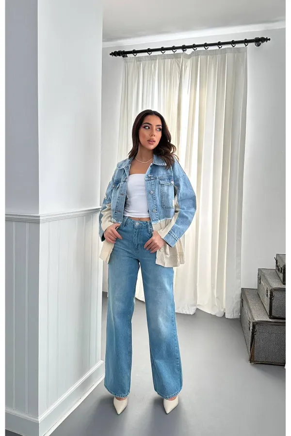 Veste en jean bleu tricotée garnie en gros