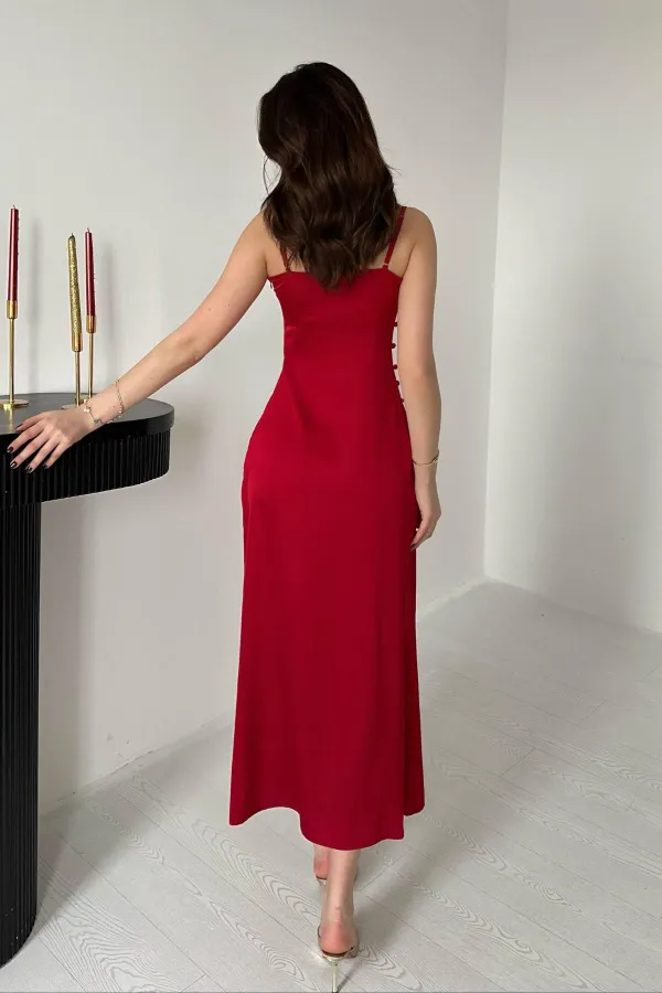 Robes bordeaux à pois en gros