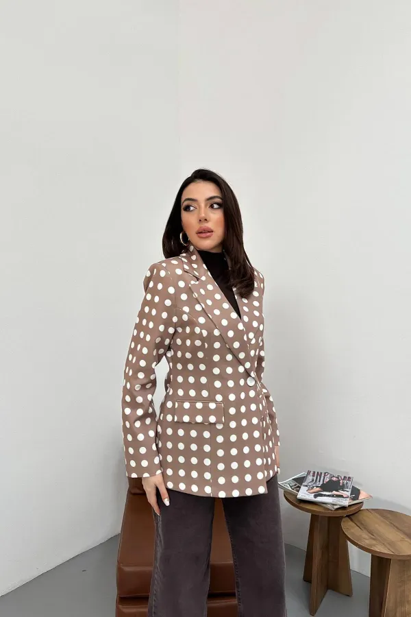 Veste blazer camel à pois en gros