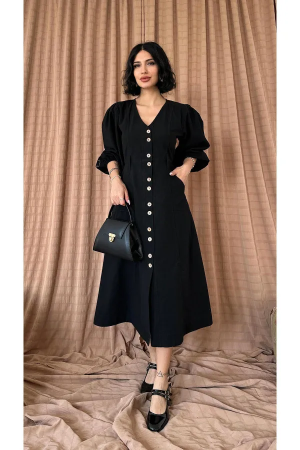 Robe boutonnée teinte en lin noir flammé en gros