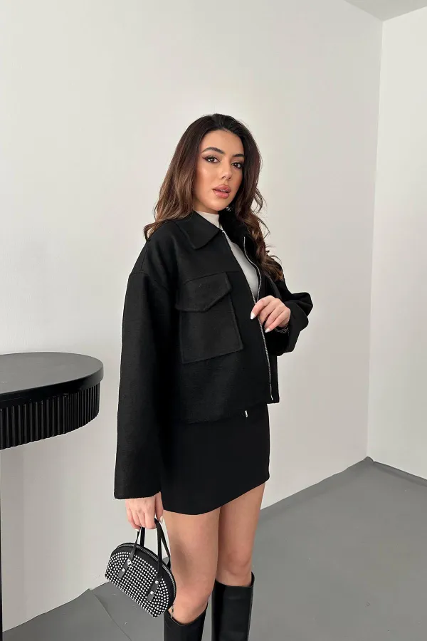 Veste en cachemire noir avec rabat de poche en gros