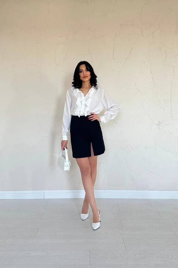 Mini-jupe fendue noire à détails roses en gros