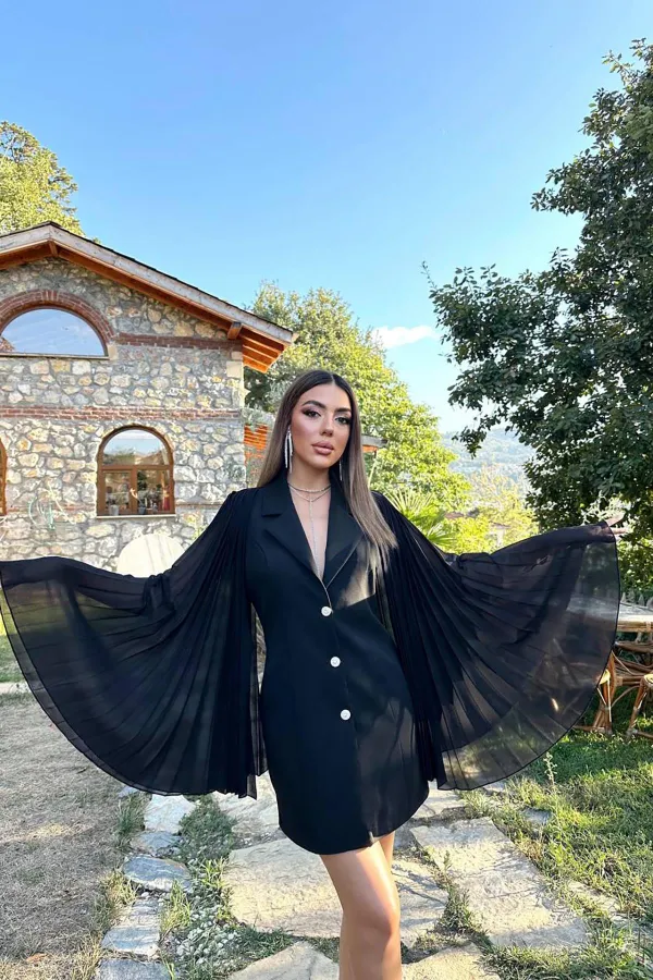 Toptan Siyah Kolları Pilseli Atlas Ceket Elbise