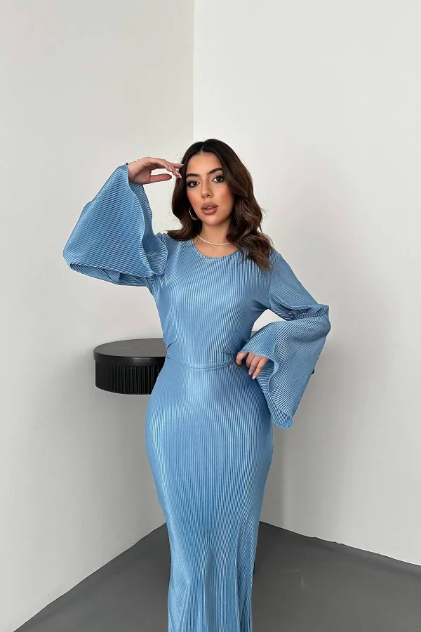 Robe plissée bleue à manches espagnoles en gros